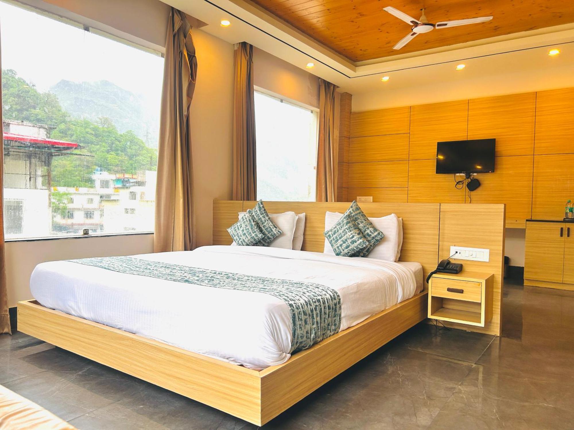 Hotel Aqua Vibes Rishīkesh 외부 사진