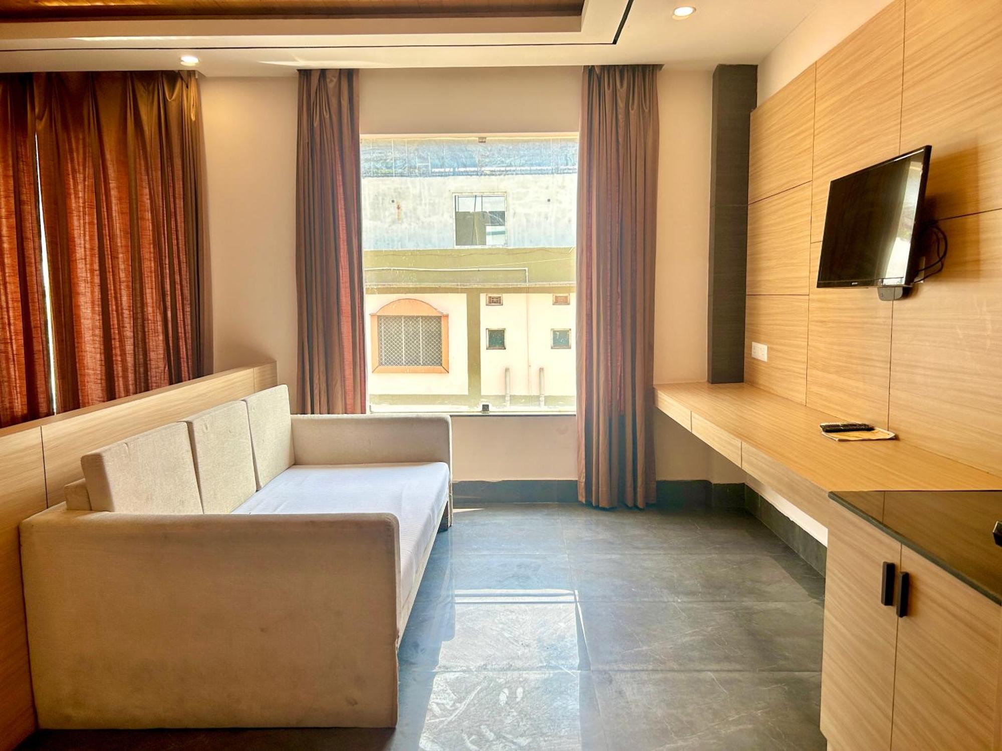 Hotel Aqua Vibes Rishīkesh 외부 사진