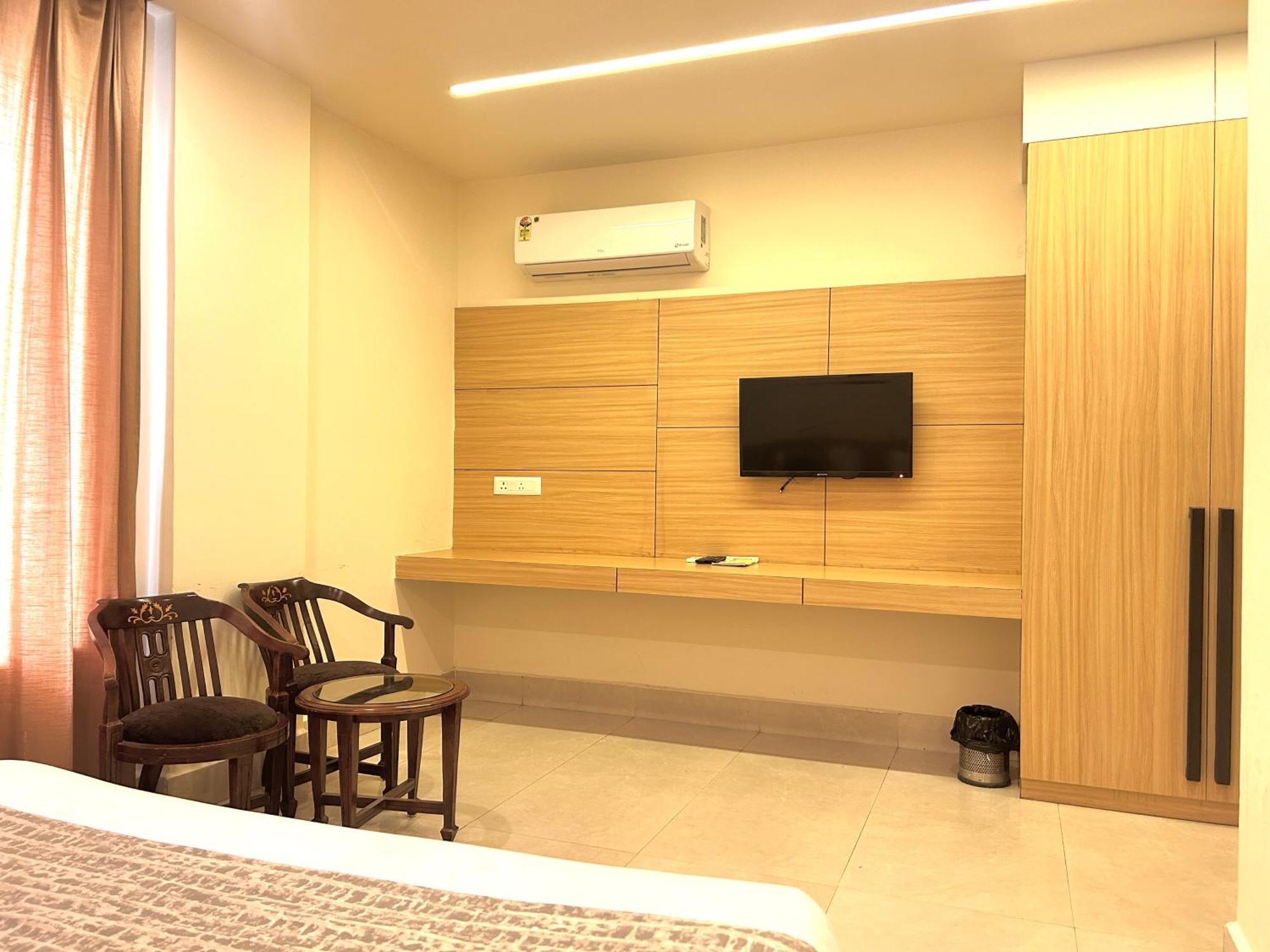 Hotel Aqua Vibes Rishīkesh 외부 사진